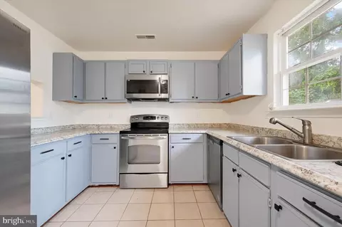 Kitchen - 39 Periwinkle Ct, Dover, DE 19904 photo 1 of 4