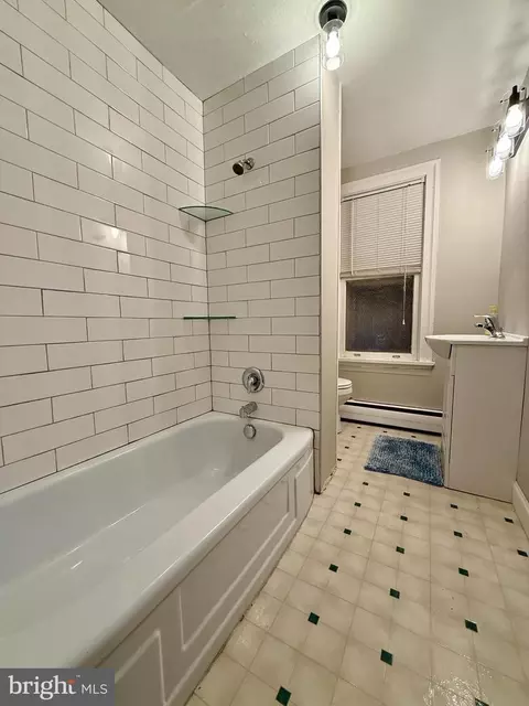 Bath - 220 N Bradford St, Dover, DE 19904 photo 4 of 4