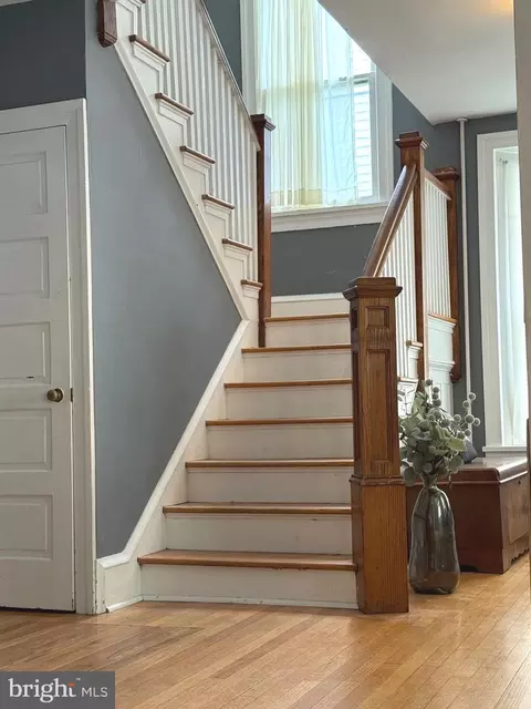 Entry Way - 220 N Bradford St, Dover, DE 19904 photo 2 of 2