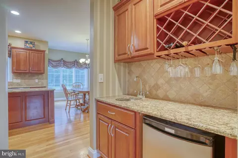 Entry Way - 33 Chadwick Dr, Dover, DE 19901 photo 4 of 5