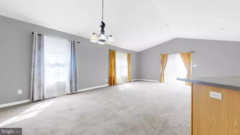 Living - 63 N Planters Ln, Dover, DE 19901 photo 1 of 5