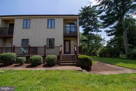 24 Chatham Ct, Dover, DE 19901