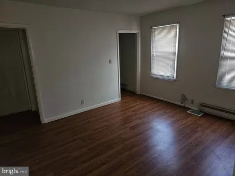 Living - 239 N New St, Dover, DE 19904 photo 1 of 5
