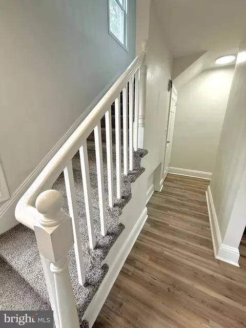Entry Way - 949 Lincoln St, Dover, DE 19904 photo 1 of 4