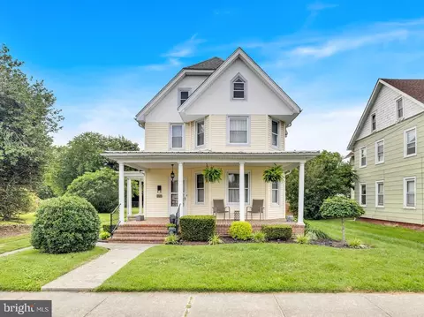207 Commerce St, Harrington, DE 19952