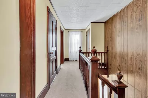 Entry Way - 207 Commerce St, Harrington, DE 19952 photo 4 of 5