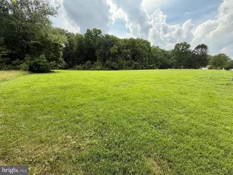 Pleasanton Drive, Dover, DE 19901 photo 2