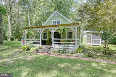 185 Beagle Club Rd, Felton, DE 19943