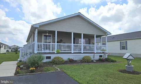 717 Saks St #84, Smyrna, DE 19977