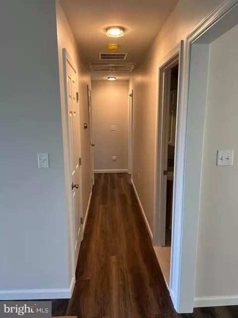 Entry Way - 3949 Leipsic Rd, Dover, DE 19901 photo 2 of 4