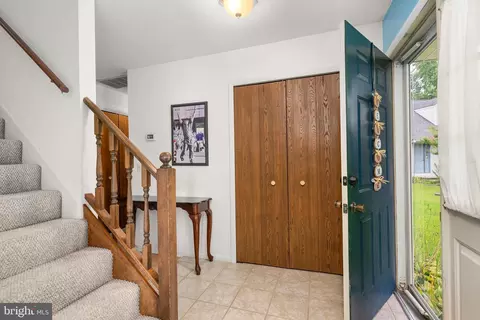 Entry Way - 23 S Bay Cir S, Dover, DE 19904 photo 1 of 2