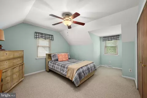 Bedroom - 23 S Bay Cir S, Dover, DE 19904 photo 4 of 8