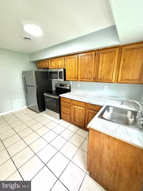 Kitchen - 128 Spruance Rd, Dover, DE 19901 photo 4 of 5