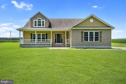 1731 Black Swamp Rd, Felton, DE 19943
