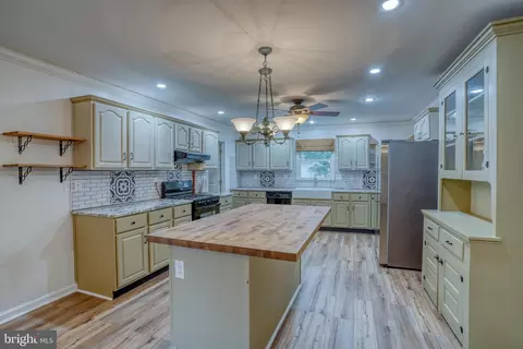 Kitchen - 956 Janeka Ln, Dover, DE 19904 photo 1 of 5