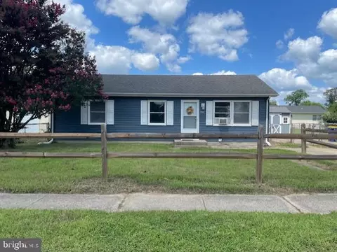 448 Laredo Dr, Smyrna, DE 19977