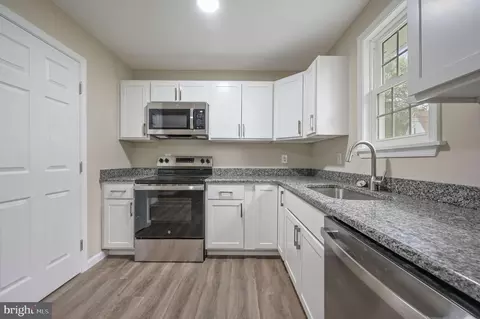 Kitchen - 127 Saxton Rd, Dover, DE 19901 photo 1 of 1