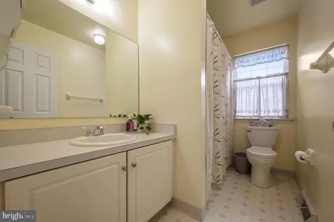 Bath - 103 Gagen Ct, Dover, DE 19904 photo 2 of 2