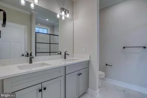 Entry Way - 1111 Monroe Ter, Dover, DE 19904 photo 6 of 11
