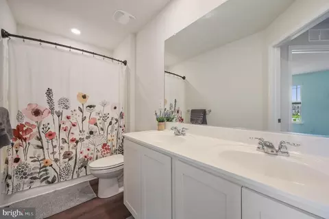 Entry Way - 32 Pinyon Ct, Dover, DE 19904 photo 12 of 12