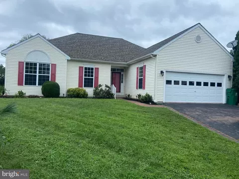 301 Seacroft Dr, Dover, DE 19904