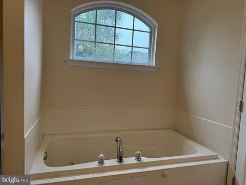 Other - 301 Seacroft Dr, Dover, DE 19904 photo 4 of 12