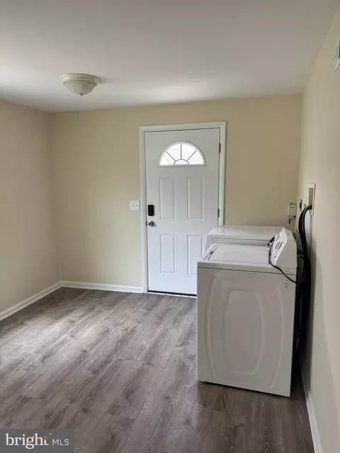Entry Way - 931 Boggs Dr, Dover, DE 19901 photo 1 of 1