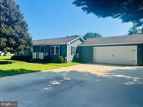 3 Thorn St, Magnolia, DE 19962
