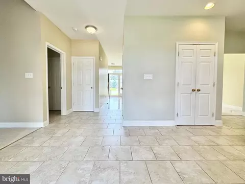 Entry Way - 6147 W Denneys Rd, Dover, DE 19901 photo 5 of 5