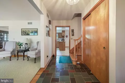Entry Way - 81 Westview Ave, Dover, DE 19901 photo 1 of 1