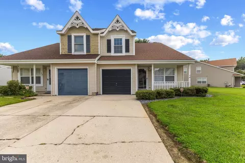 30 Heatherfield Way, Dover, DE 19904