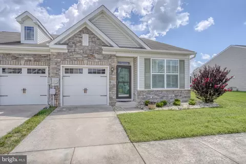 68 Cresthaven Ln, Dover, DE 19901 photo 2