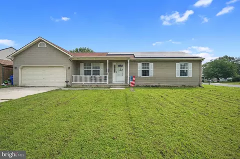 1 Crosley Ct, Dover, DE 19904