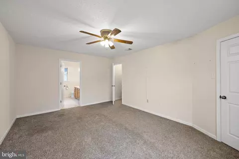 Bedroom - 13 Lordship Ln, Dover, DE 19901 photo 2 of 4