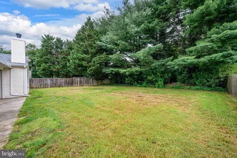 Exterior - 13 Lordship Ln, Dover, DE 19901 photo 5 of 6