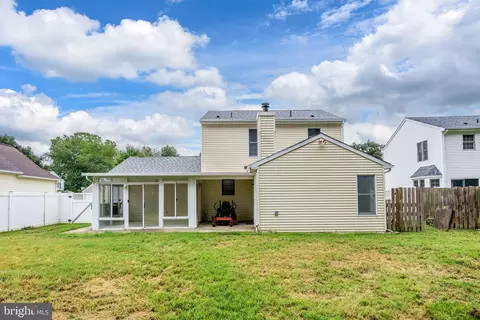 Exterior - 13 Lordship Ln, Dover, DE 19901 photo 4 of 6