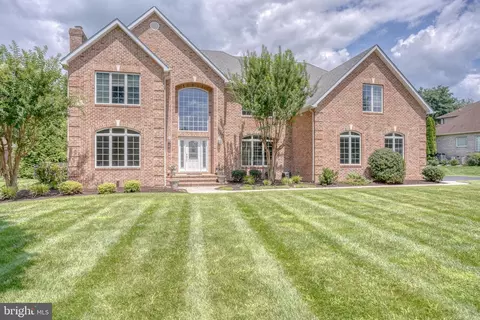 13 Chadwick Dr, Dover, DE 19901