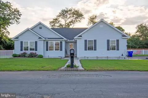 54 Minner St, Houston, DE 19954