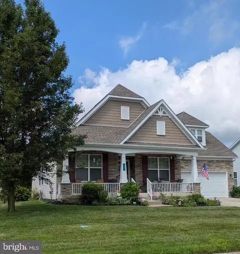 192 Winesap Ln, Dover, DE 19901