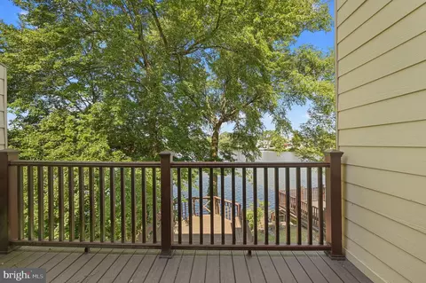 57 Chatham Ct, Dover, DE 19901