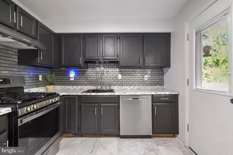 Kitchen - 147 Holmes St, Dover, DE 19901 photo 1 of 1