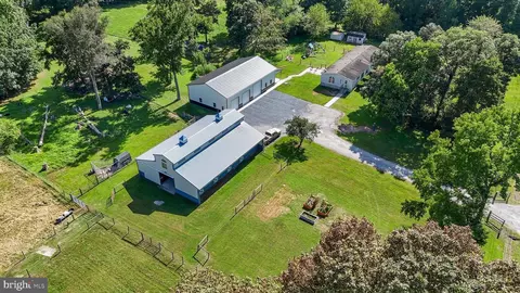 440 Indian Runner Rd, Felton, DE 19943