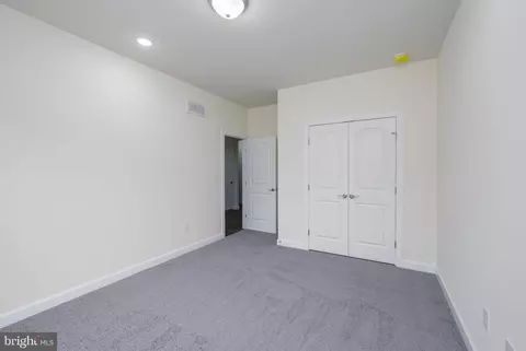 Entry Way - 5 Valhalla Ct, Dover, DE 19904 photo 2 of 16