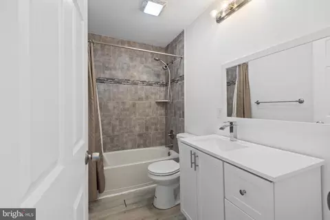 Bath - 132 Ann Ave, Dover, DE 19904 photo 2 of 2