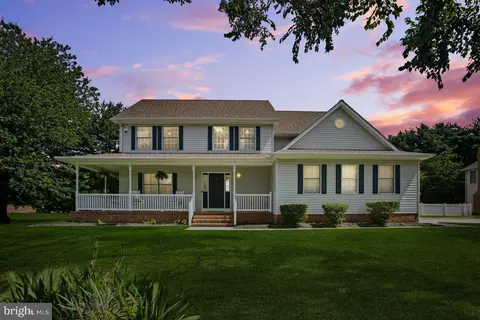 200 Meadow Dr, Dover, DE 19904