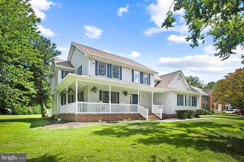 200 Meadow Dr, Dover, DE 19904 photo 2