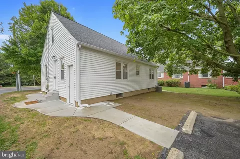 Other - 914 S State St, Dover, DE 19901 photo 1 of 7