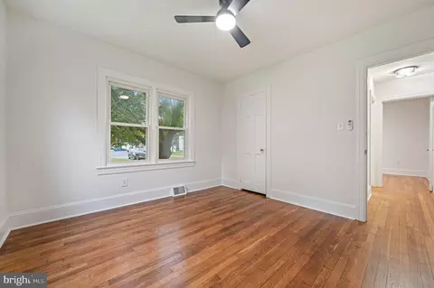 Bedroom - 914 S State St, Dover, DE 19901 photo 1 of 3