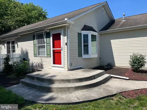 85 S Planters Ln, Dover, DE 19901 photo 3