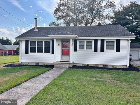 Exterior - 403 Second Ave, Harrington, DE 19952 photo 2 of 6